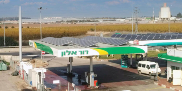 Posto de gasolina Dor Alon instala células solares comerciais SolarEdge,
