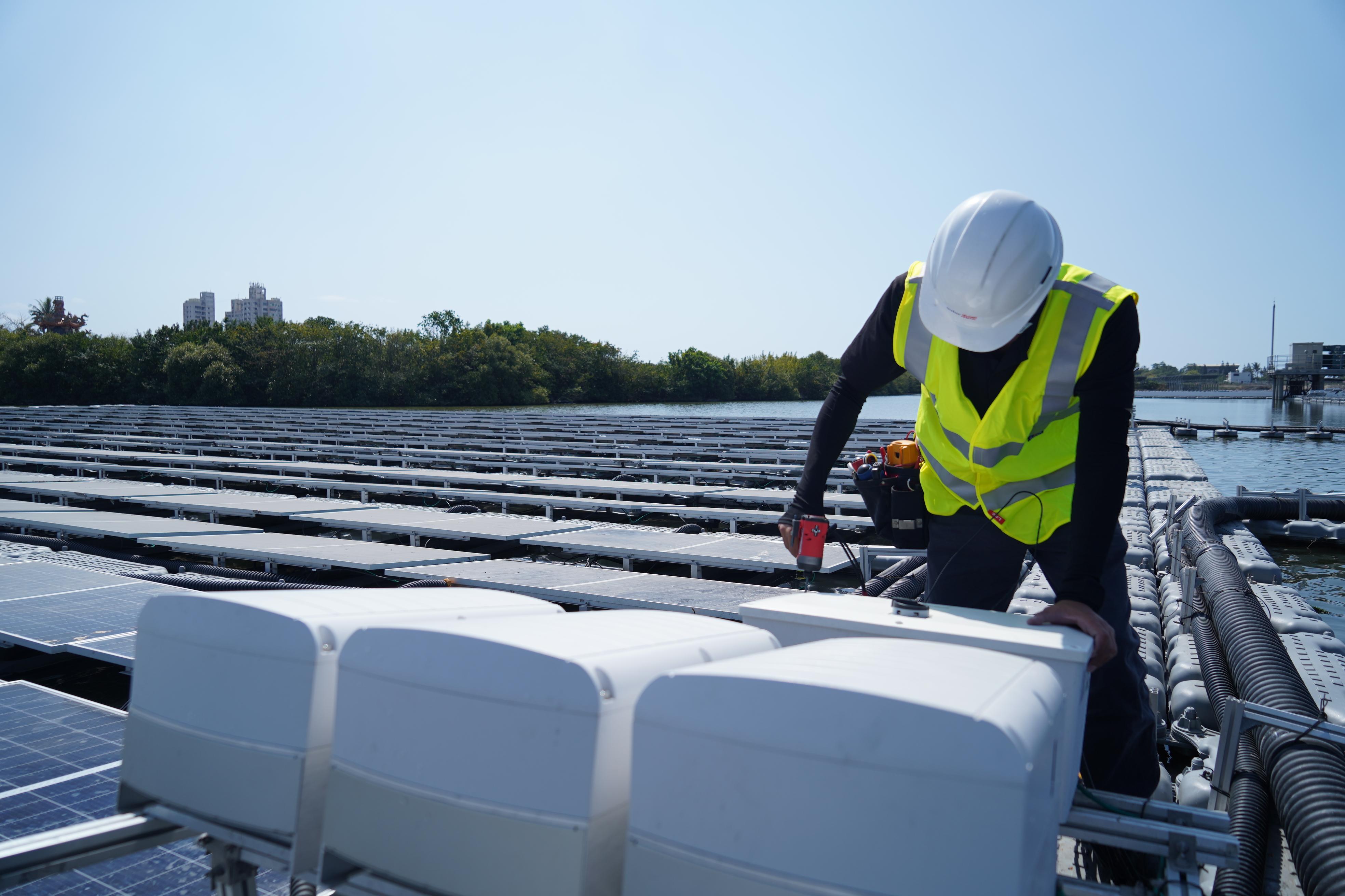 SolarEdge 商用三相太陽能變流器